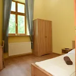 منتزه العطل Dobry Zakatek Dom Rekolekcyjny 3*