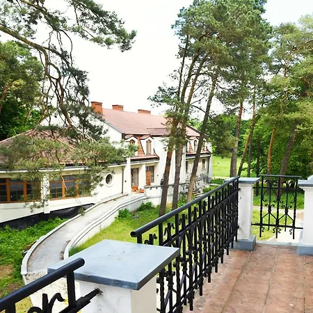 홀리데이파크 Dobry Zakatek Dom Rekolekcyjny 콘스탄친-예지오르나