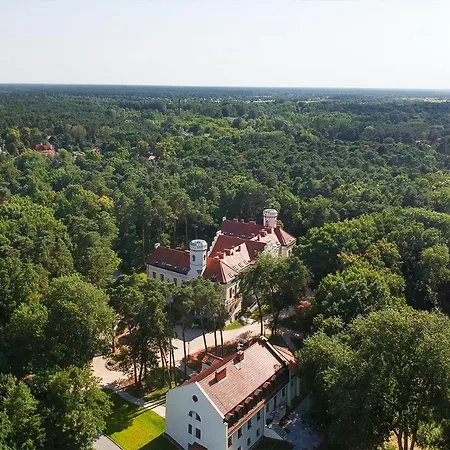 Dobry Zakatek Centrum Formacyjne Archidiecezji Warszawskiej 3*