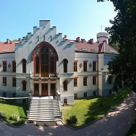 Dobry Zakatek Dom Rekolekcyjny 콘스탄친-예지오르나