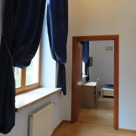 Dobry Zakatek Dom Rekolekcyjny 홀리데이파크 3*