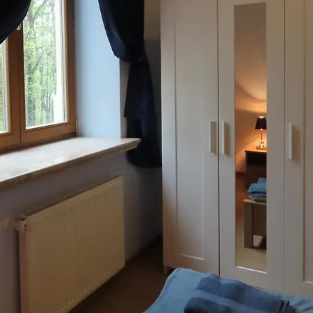 Dobry Zakatek Dom Rekolekcyjny 홀리데이파크 콘스탄친-예지오르나