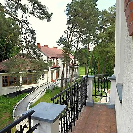Dobry Zakatek Centrum Formacyjne Archidiecezji Warszawskiej 3* Konstancin-Jeziorna