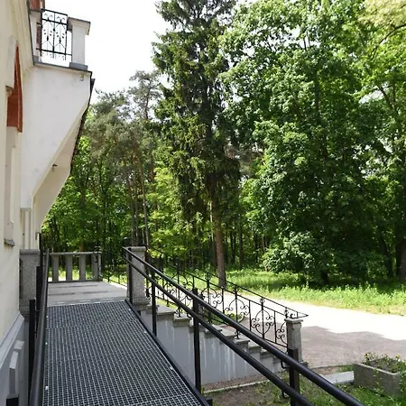 Dobry Zakątek Dom Rekolekcyjny 3*