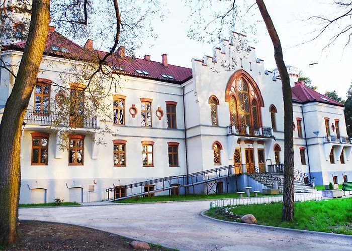 Dobry Zakatek Dom Rekolekcyjny Üdülőpark Konstancin-Jeziorna