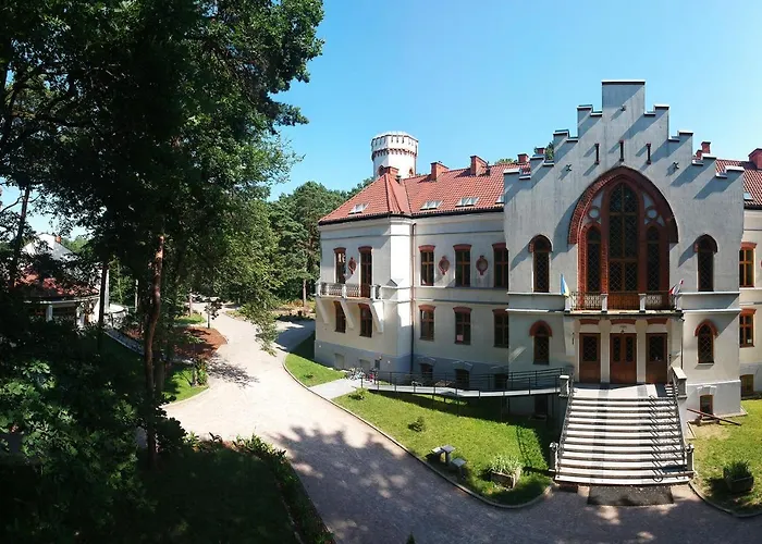 Üdülőpark Dobry Zakatek Dom Rekolekcyjny Konstancin-Jeziorna