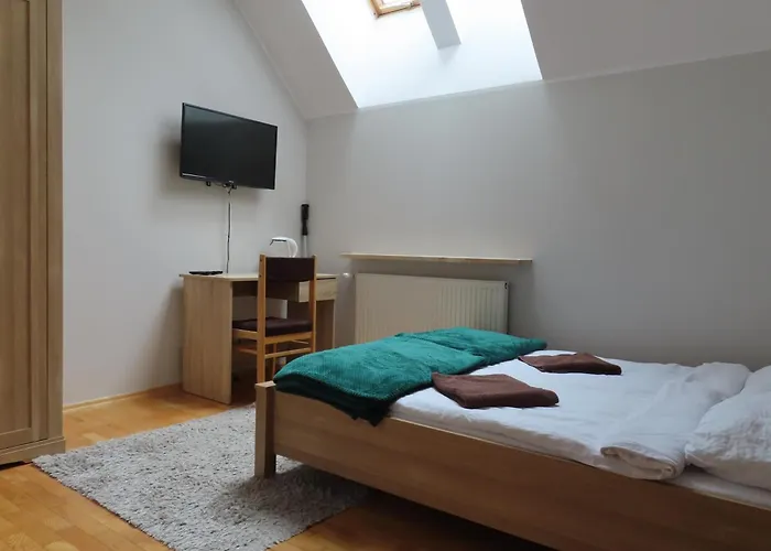 Dobry Zakatek Dom Rekolekcyjny Üdülőpark 3*