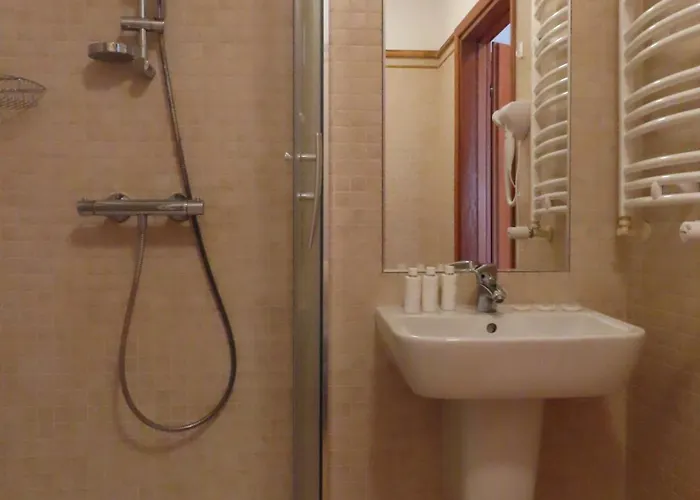 Dobry Zakatek Dom Rekolekcyjny 3*