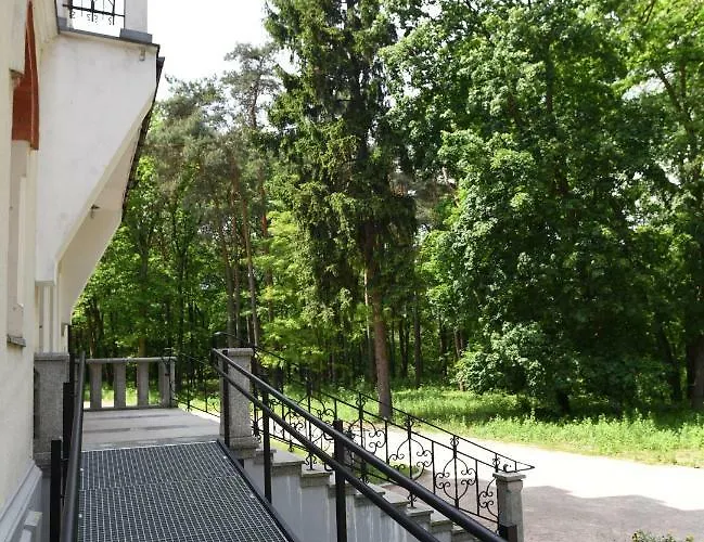 Dobry Zakatek Dom Rekolekcyjny 3*