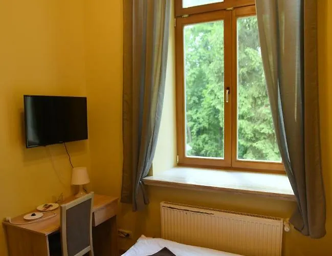 Dobry Zakatek Dom Rekolekcyjny 3*